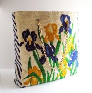 vintage 1970s needlepoint tote handbag