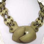 vintage 1940s chunky celluloid necklace