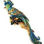 vintage 1940s coro enamel parrot fur clip