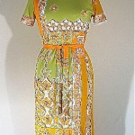 vintage 1970s paganne print dress
