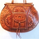vintage 1970s tooled leather handbag