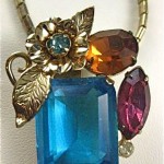 vintage coro glass pendant necklace