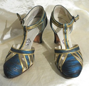 vintage 1920s copper lame gold leather t-strap heels-2