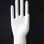 vintage 1974 porcelain glove form 2