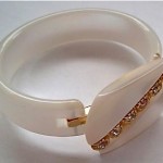 vintage lucite and rhinestone bracelet