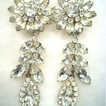 vintage weiss rhinestone dangle earrings