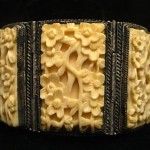 antique chinese carved bracelet