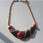 vintage 1970s nwt monet cabochon bib necklace