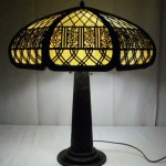 vintage bradley hubbard arts and crafts stained glass lamp