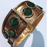 vintage hattie carnegie jade glass bracelet
