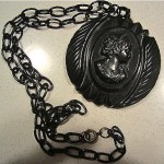 vintage 1930s carved cameo bakelite pendant necklace