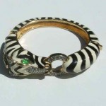 vintage ciner enamel and rhinestone zebra bracelet