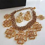 vintage chanel clover necklace