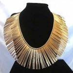 vintage 1960s modernist bib necklace