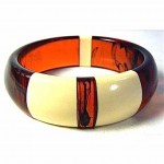 vintage chunky bakelite bracelet