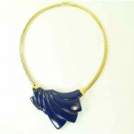 vintage trifari lucite blue necklace