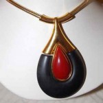 vintage trifari teardrop necklace