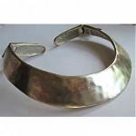 vintage 1980s givenchy collar necklace