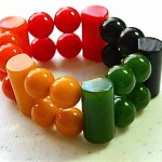 vintage bakelite expandable bracelet