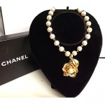 vintage chanel pearl camellia necklace z