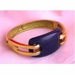 vintage 1970s givenchy lucite bracleet