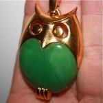 vintage 1960s trifari lucite owl necklace