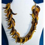 vintage vendome lucite plastic claw necklace