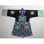 antique chinese qing dynasty silk embroidered robe z