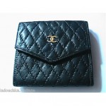 vintage 1980s chanel quilted wallet z