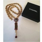 vintage 1970s chanel necklace