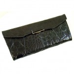 vintage 1940s alligator clutch