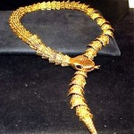 vintage 1980s articulated snake necklace