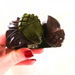 vintage 1930s carved bakelite acorn bracelet