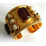 vintage chanel gripoix glass cuff bracelet