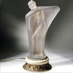 vintage 1930s art deco aladdin frosted glass table lamp