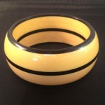 vintage bakelite bracelet