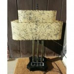 vintage mid-century fiberglass shade table lamp