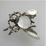 vintage 1940s trifari sterling bee brooch