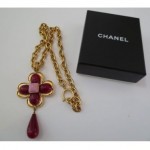vintage 1994 chanel gripoix cross necklace
