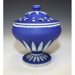 vintage 19th century wedgwood mini potpourii vase