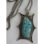 vintage turquoise pendant necklace