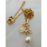 vintage 18k mikimoto pearl and diamond necklace