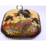 vintage satsuma pottery pendant