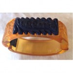 vintage bakelite bracelet with inset