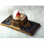 vintage bronze thermo-vane desk top thermometer