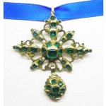 antique 17th century gilt emerald paste pendant