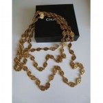 vintage 1980s chanel necklace