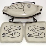 vintage glidden pottery fish for two set