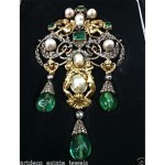 vintage 1920s diamond emerald pearl brooch