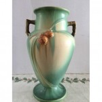 vintage roseville pinecone urn